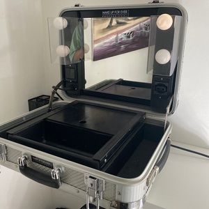 Makeup vanity by makeup forever